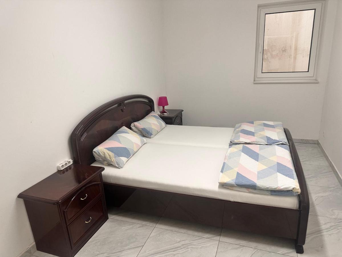 Fully Equipped Apartment 3 Rooms 5 Bed Хамбург Екстериор снимка